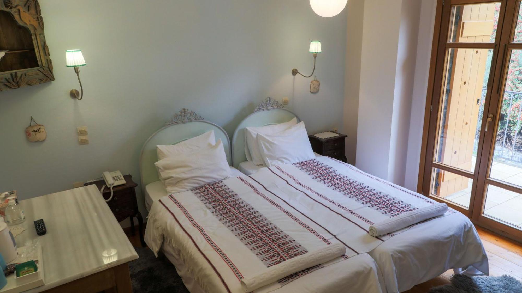 Hotel Papanikola Piana ภายนอก รูปภาพ