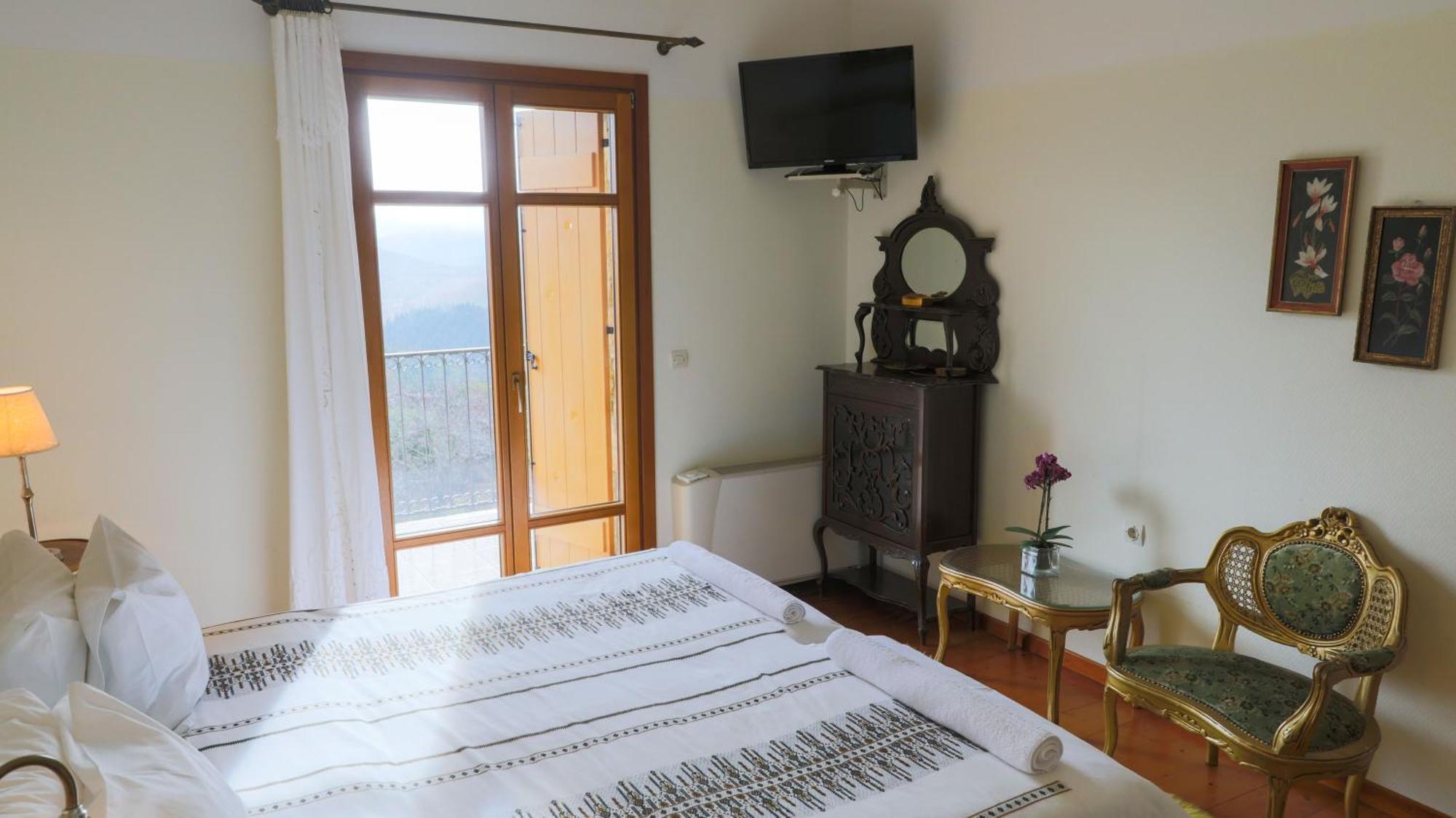 Hotel Papanikola Piana ภายนอก รูปภาพ